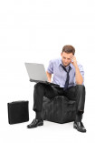 How Men Should Present Themselves When Dating Online